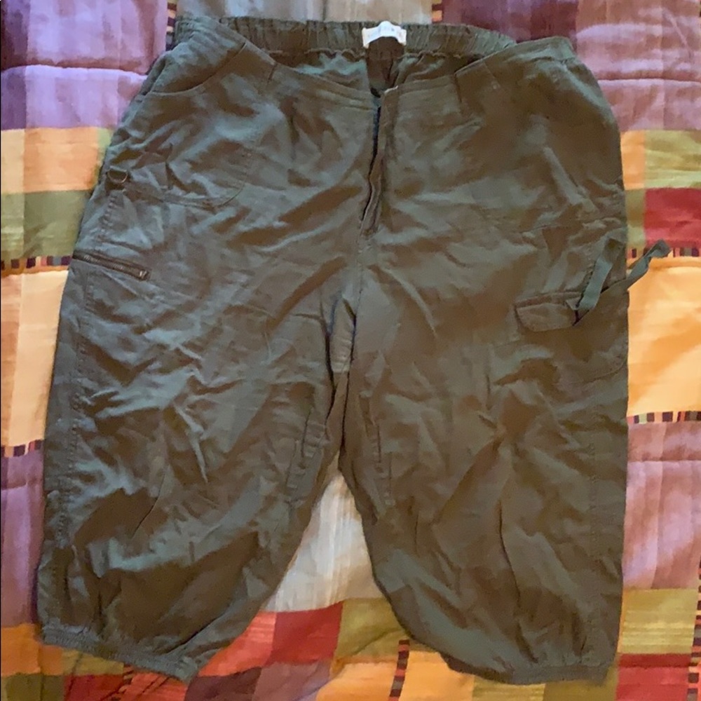 Women’s Capris